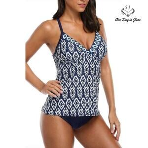 Sociala Cross Back Tankini Swimsuit Size XXL